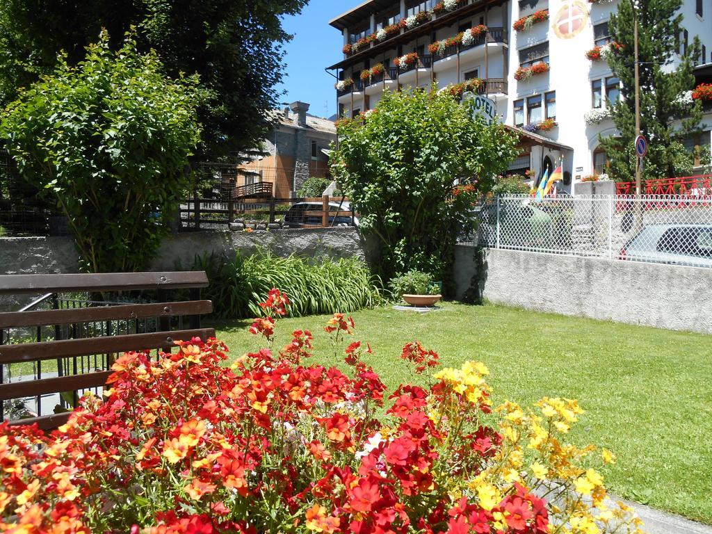 Appartamenti Via Monte Braulio 19 Bormio Esterno foto